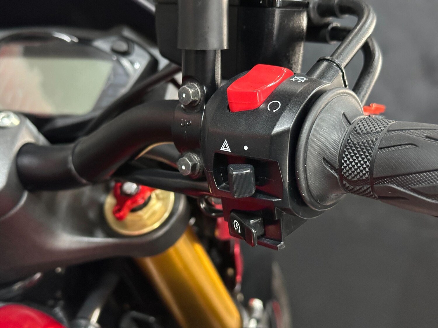 Used Suzuki GSX-S 2015 for sale - 78648273: Photo 30