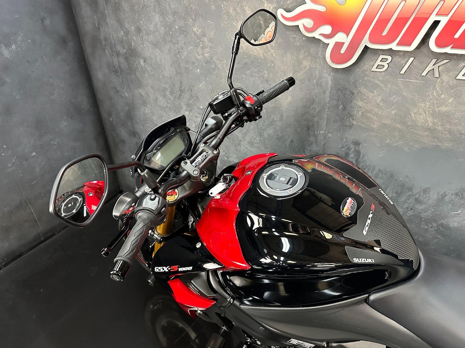 Used Suzuki GSX-S 2015 for sale - 78648273: Photo 41