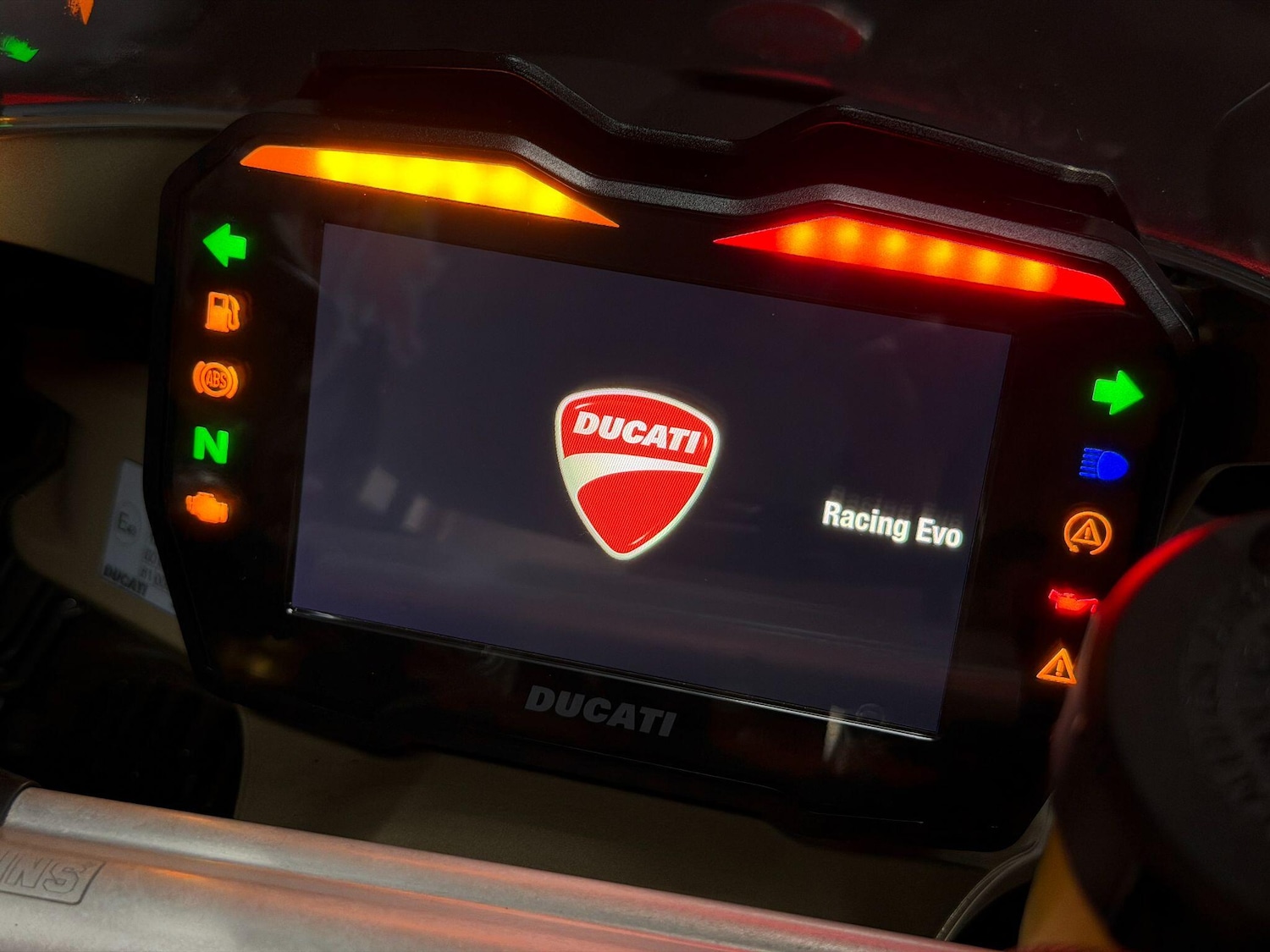 Used Ducati Panigale V4S 2020 for sale - 78585696: Photo 32