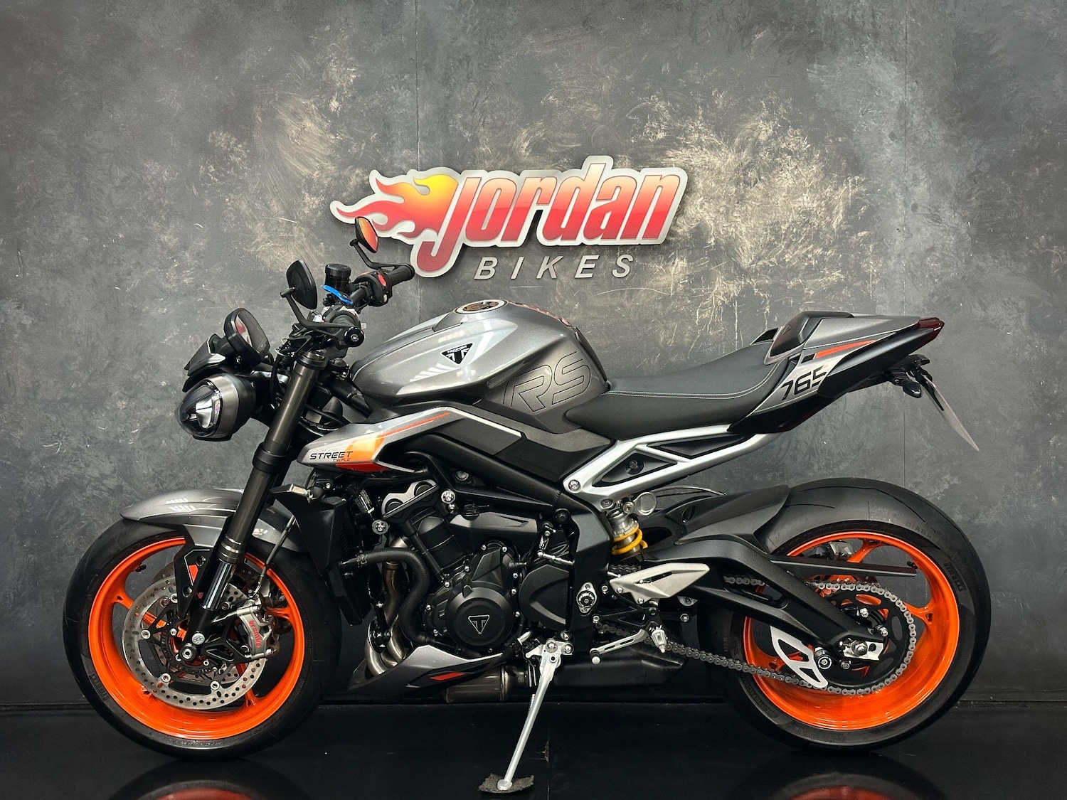 Used Triumph Street Triple 765 2024 for sale - 78891188: Photo 2