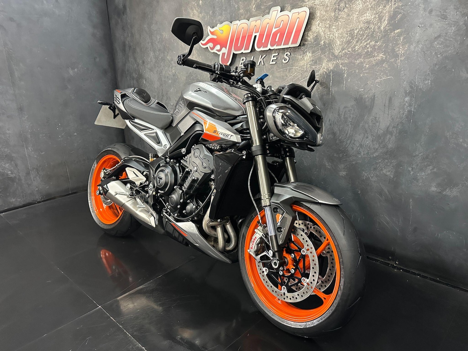 Used Triumph Street Triple 765 2024 for sale - 78891188: Photo 4