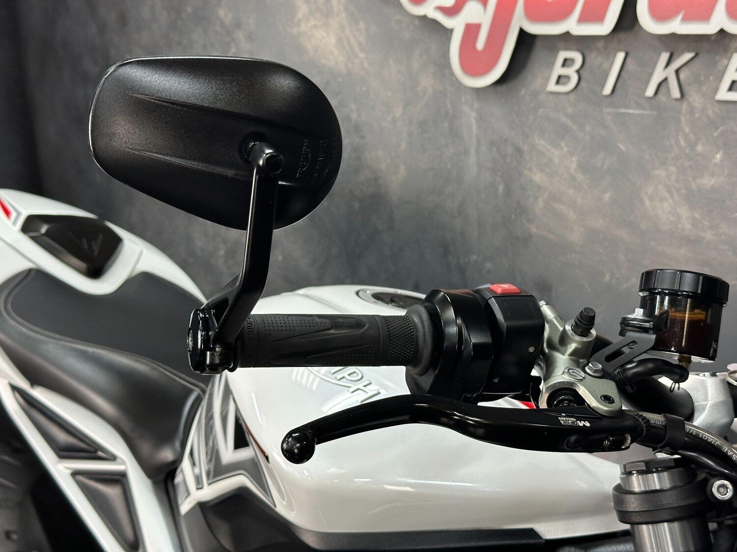 Used Triumph STREET 2018 for sale - 78783944: Photo 13