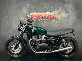 Used Triumph Speed Twin 900 2024 for sale - bike-79144898: Photo
