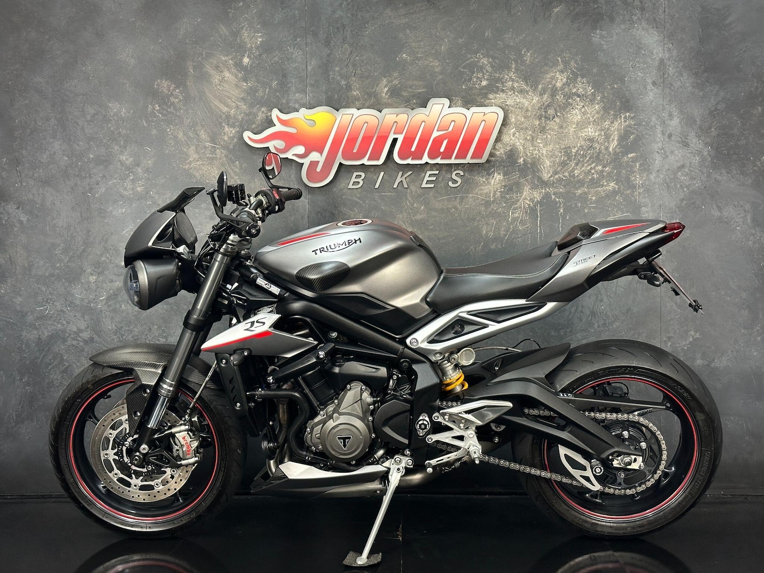 Used Triumph STREET 2018 for sale - 78797255: Photo 2