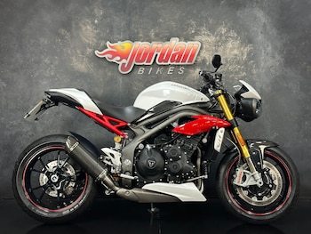 Used Triumph SPEED 2016 for sale - bike-79303642: Photo