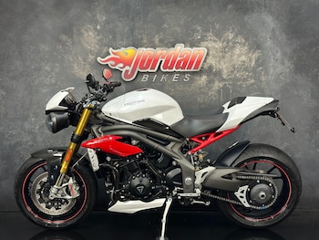 Used Triumph SPEED 2016 for sale - bike-79303642: Photo
