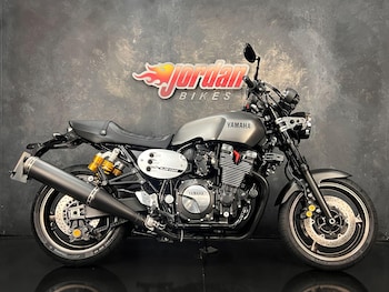 Used Yamaha XJR1300 2016 for sale - bike-78636731: Photo