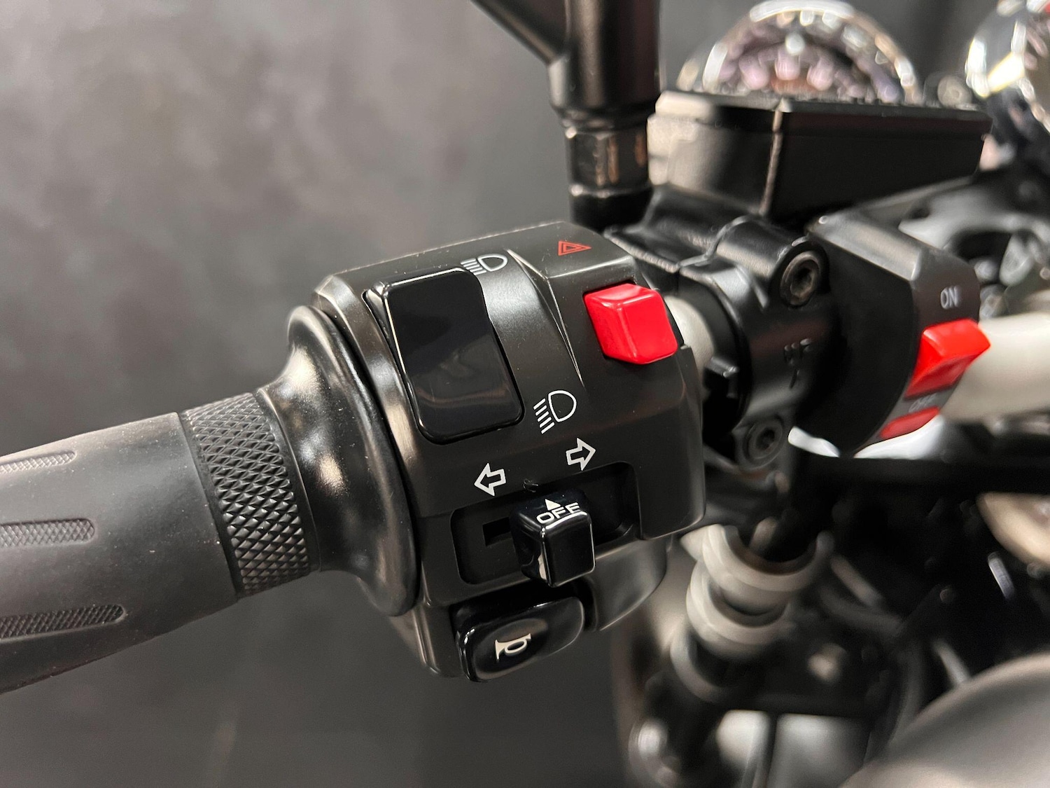 Used Yamaha XJR1300 2016 for sale - 78636731: Photo 44