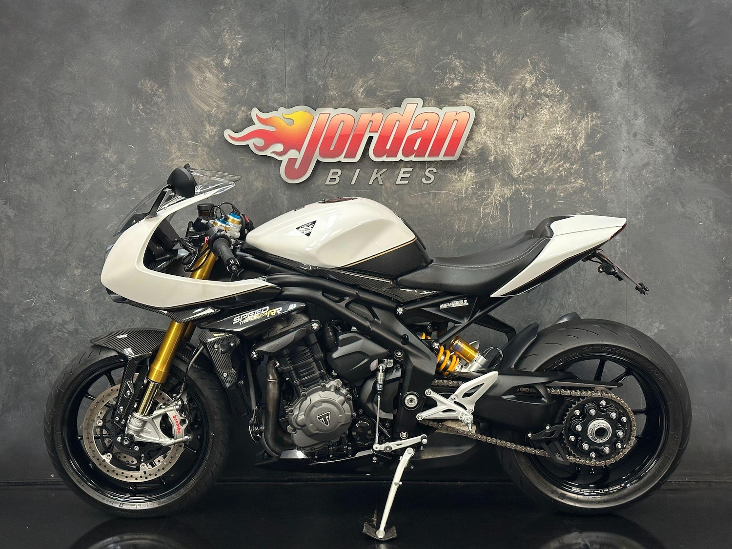 Used Triumph Speed Triple 1200 for sale - 78947554: Photo 2