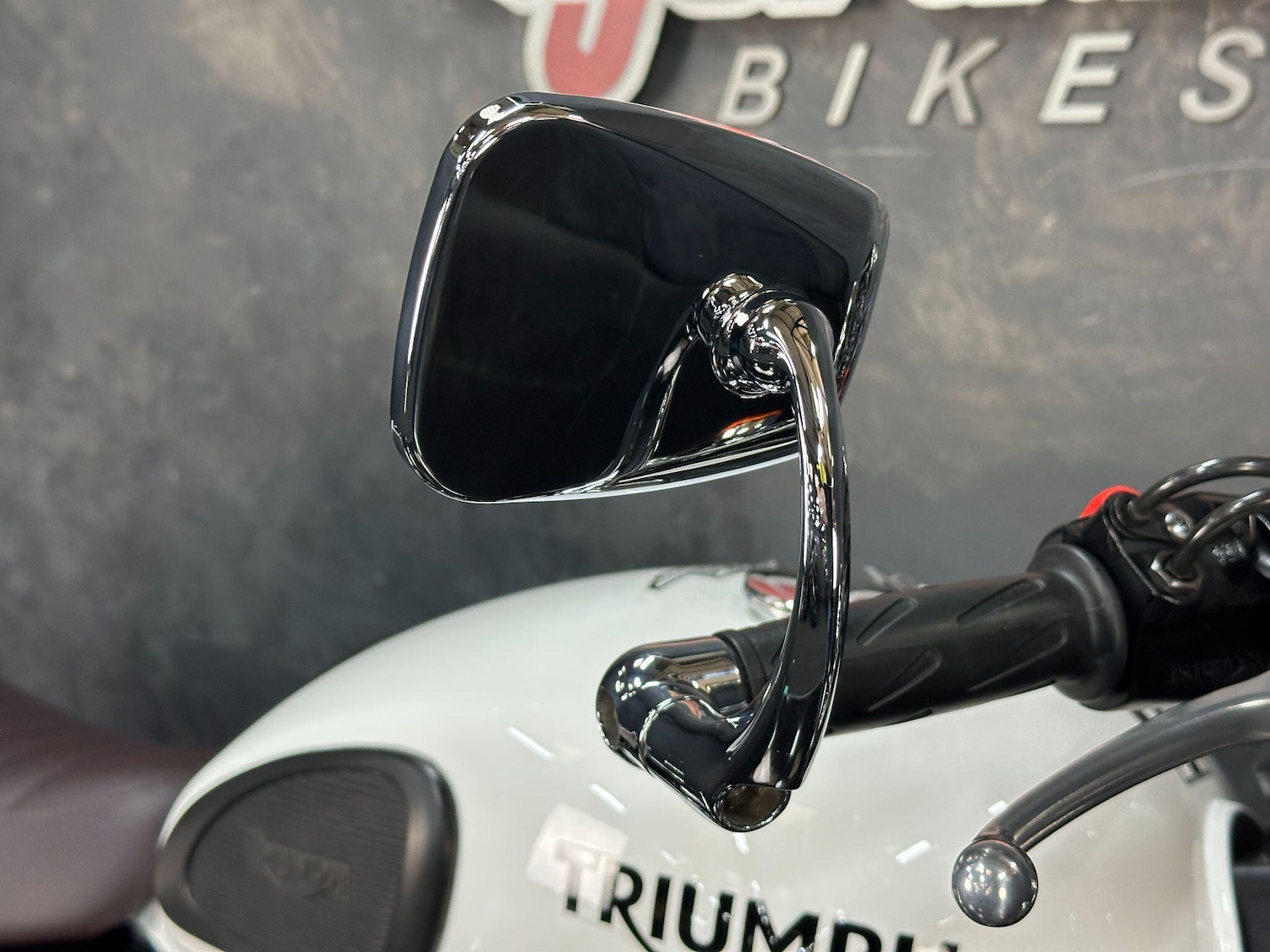Used Triumph THRUXTON 2015 for sale - 78648811: Photo 13