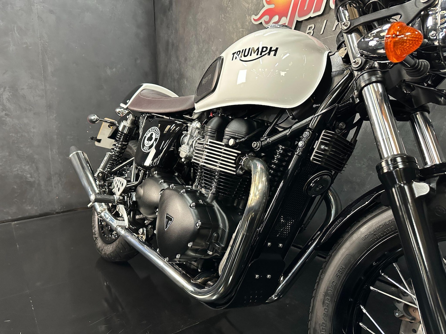Used Triumph THRUXTON 2015 for sale - 78648811: Photo 16