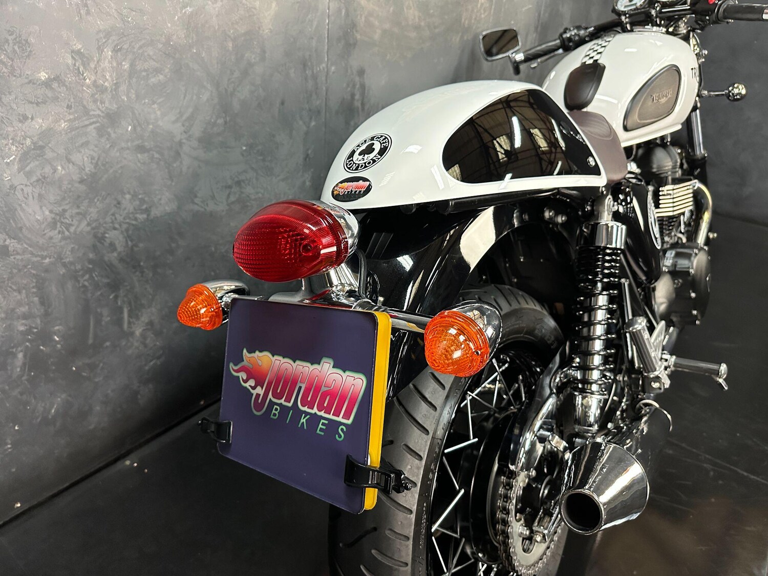 Used Triumph THRUXTON 2015 for sale - 78648811: Photo 21