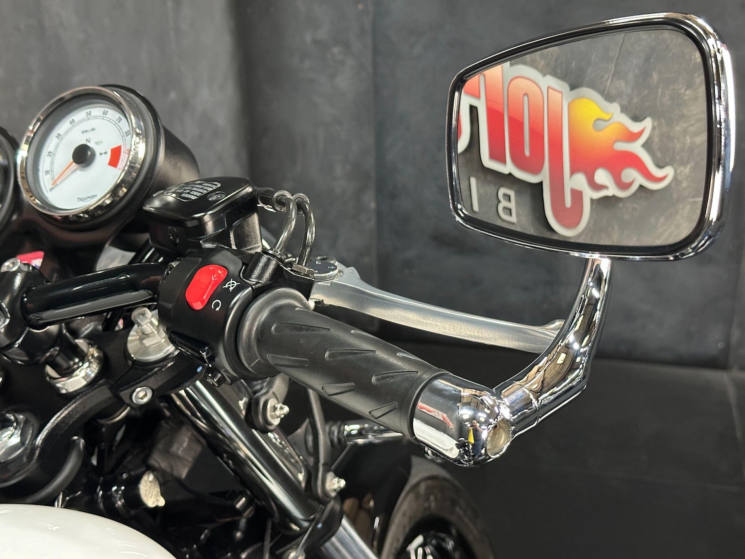 Used Triumph THRUXTON 2015 for sale - 78648811: Photo 28