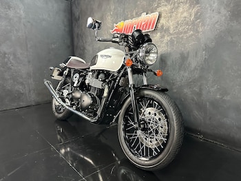 Used Triumph THRUXTON 2015 for sale - bike-78648811: Photo