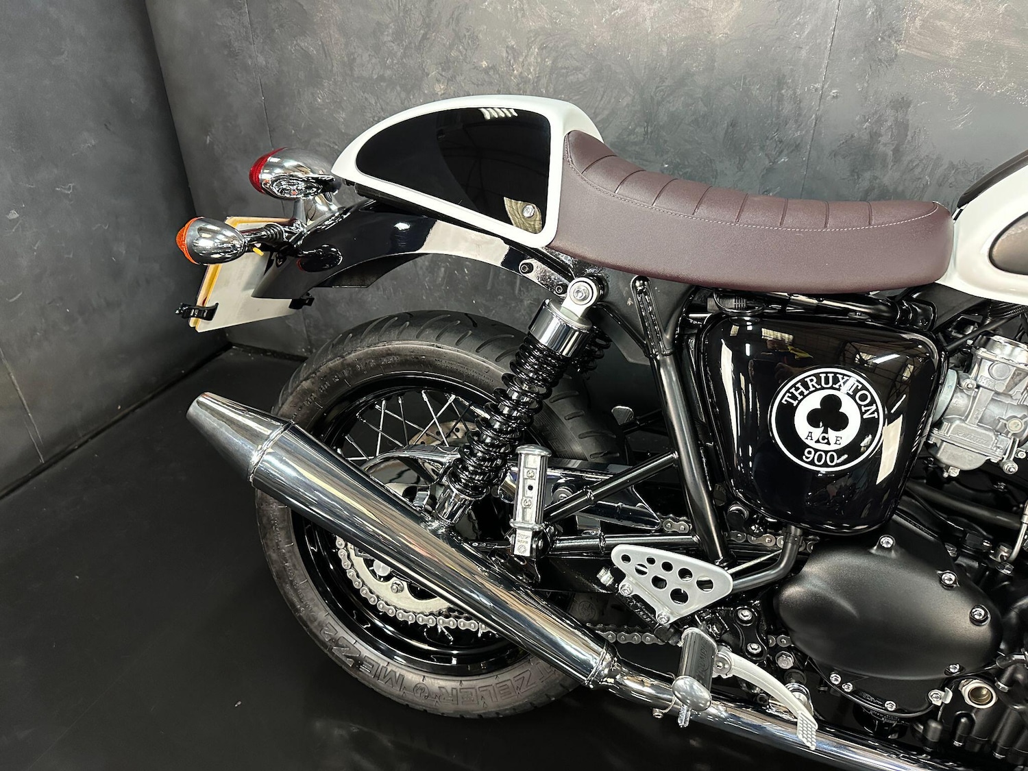 Used Triumph THRUXTON 2015 for sale - 78648811: Photo 7