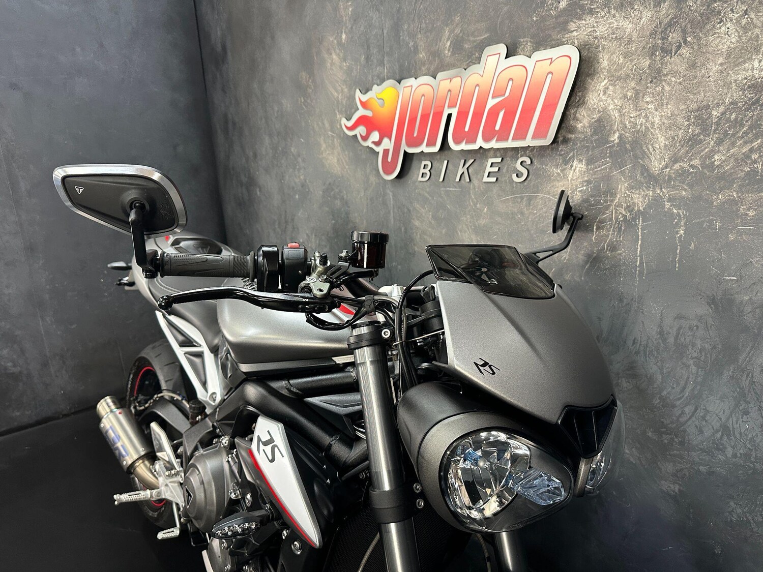 Used Triumph STREET 2017 for sale - 78934589: Photo 11