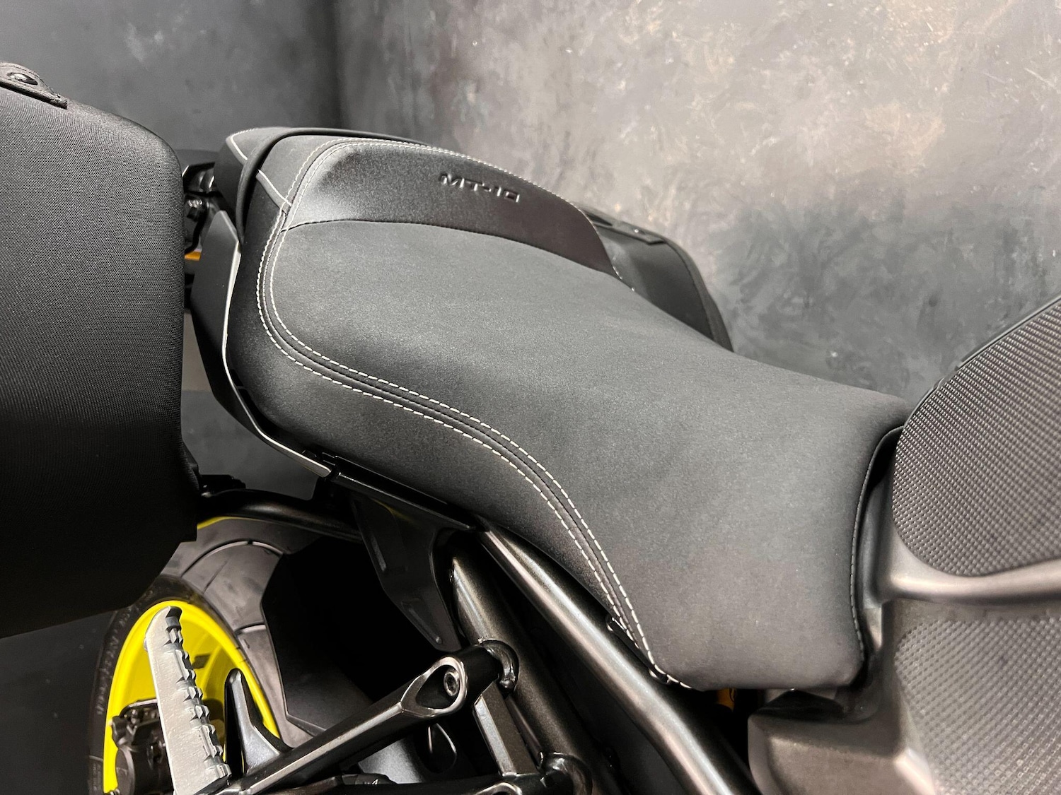 Used Yamaha MT-10 2018 for sale - 78636895: Photo 13