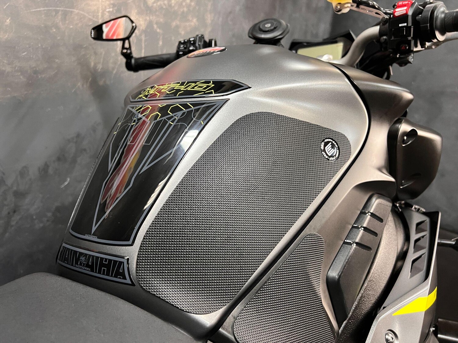 Used Yamaha MT-10 2018 for sale - 78636895: Photo 14
