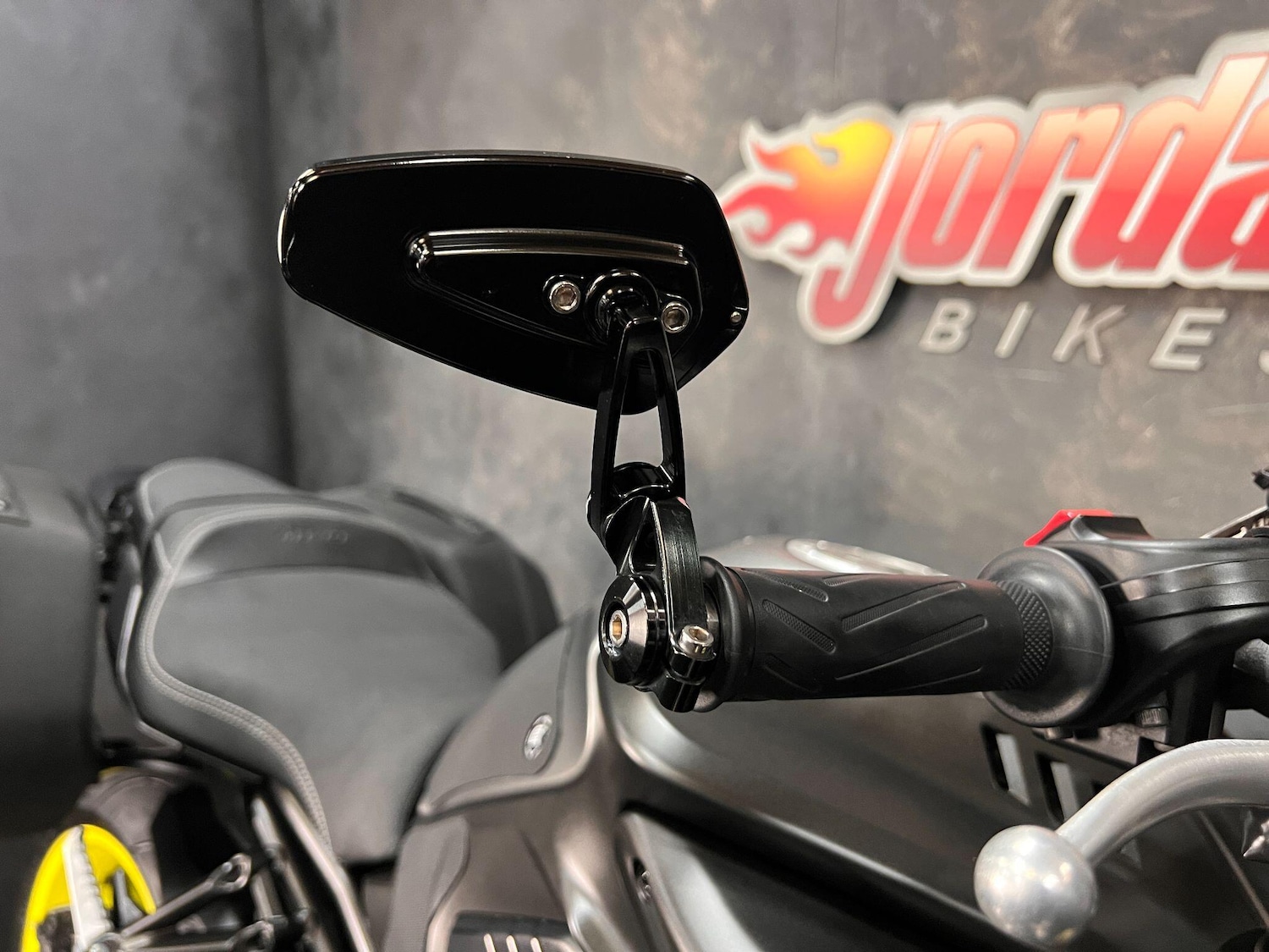 Used Yamaha MT-10 2018 for sale - 78636895: Photo 15