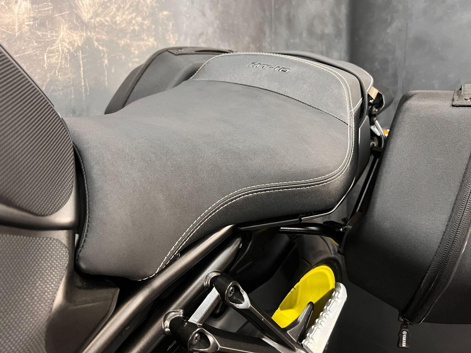 Used Yamaha MT-10 2018 for sale - 78636895: Photo 42