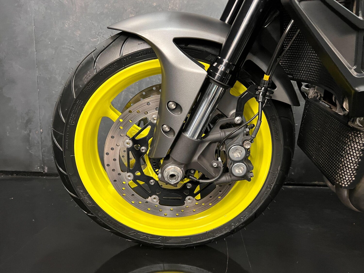 Used Yamaha MT-10 2018 for sale - 78636895: Photo 47