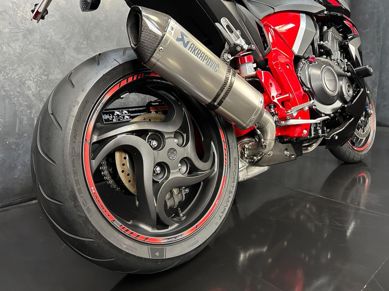 Used Honda CBR 2016 for sale - 78934535: Photo 28