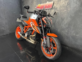 Used KTM SUPERDUKE 2023 for sale - bike-79362312: Photo