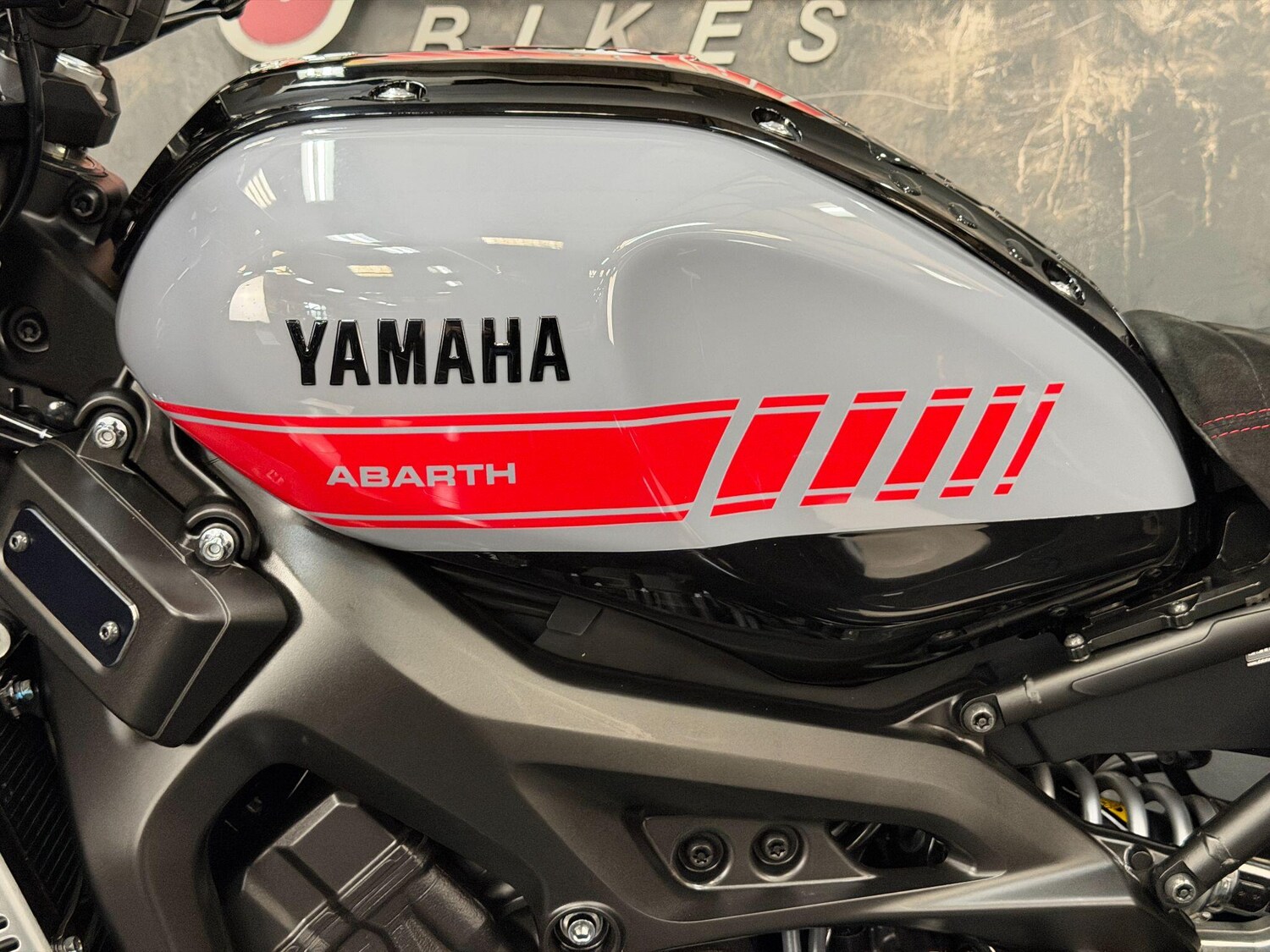 Used Yamaha XSR900 2018 for sale - 78586961: Photo 40