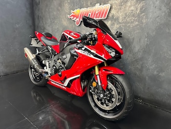 Used Honda CBR 2018 for sale - bike-79324682: Photo