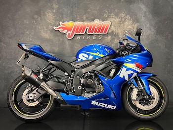 Used Suzuki GSX-R600 2015 for sale - bike-78898716: Photo