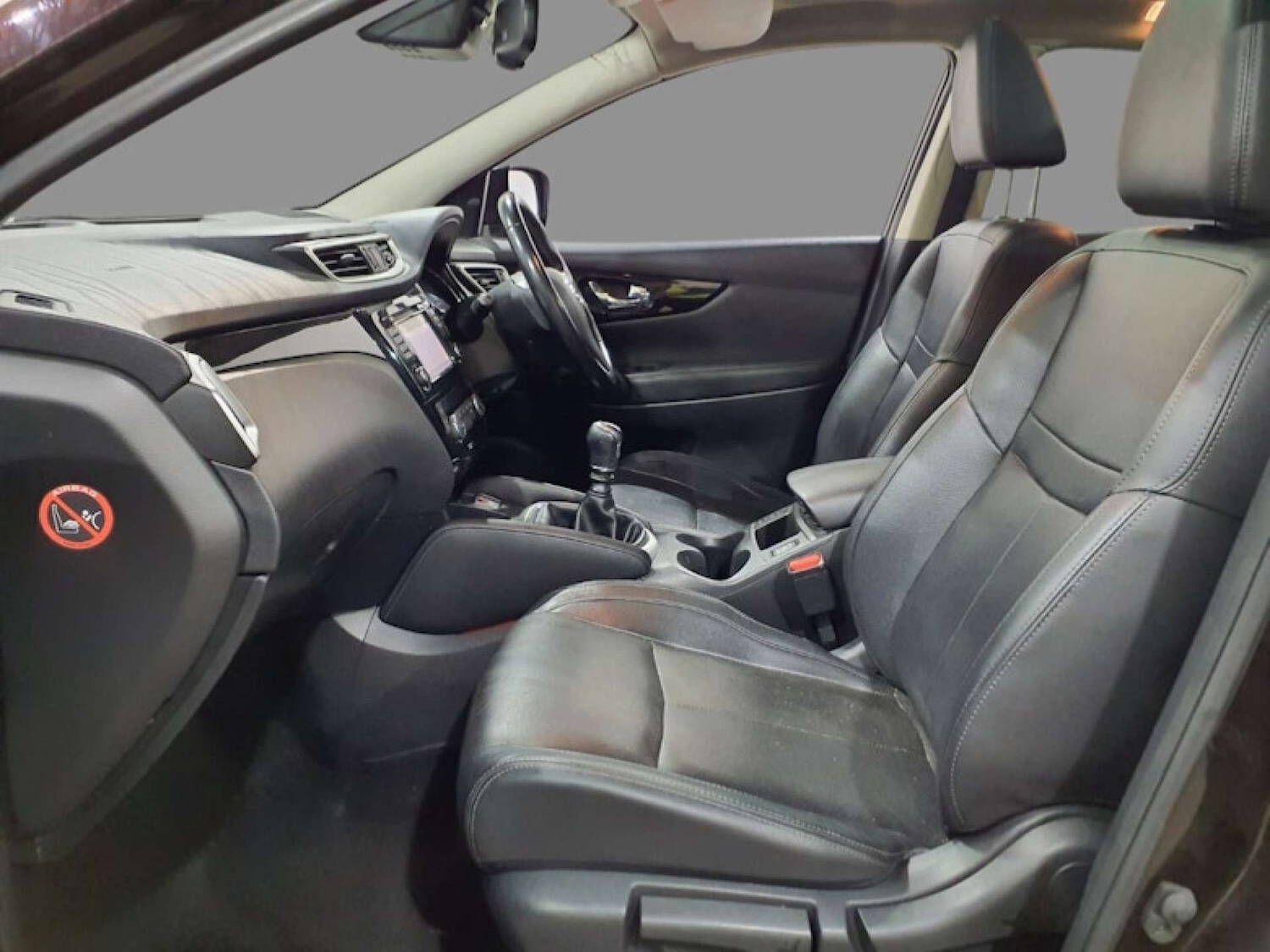 Used Nissan Qashqai 2015 for sale - 76117772: Photo 5