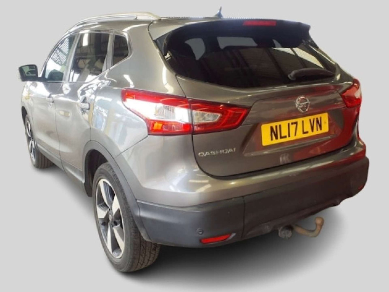 Used Nissan Qashqai 2017 for sale - 78020641: Photo 2