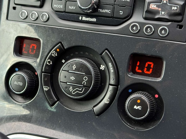 Used Peugeot 5008 2014 for sale - 76320852: Photo 39