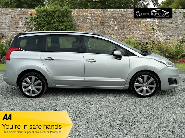 Used Peugeot 5008 2014 for sale - 76320852: Photo 6
