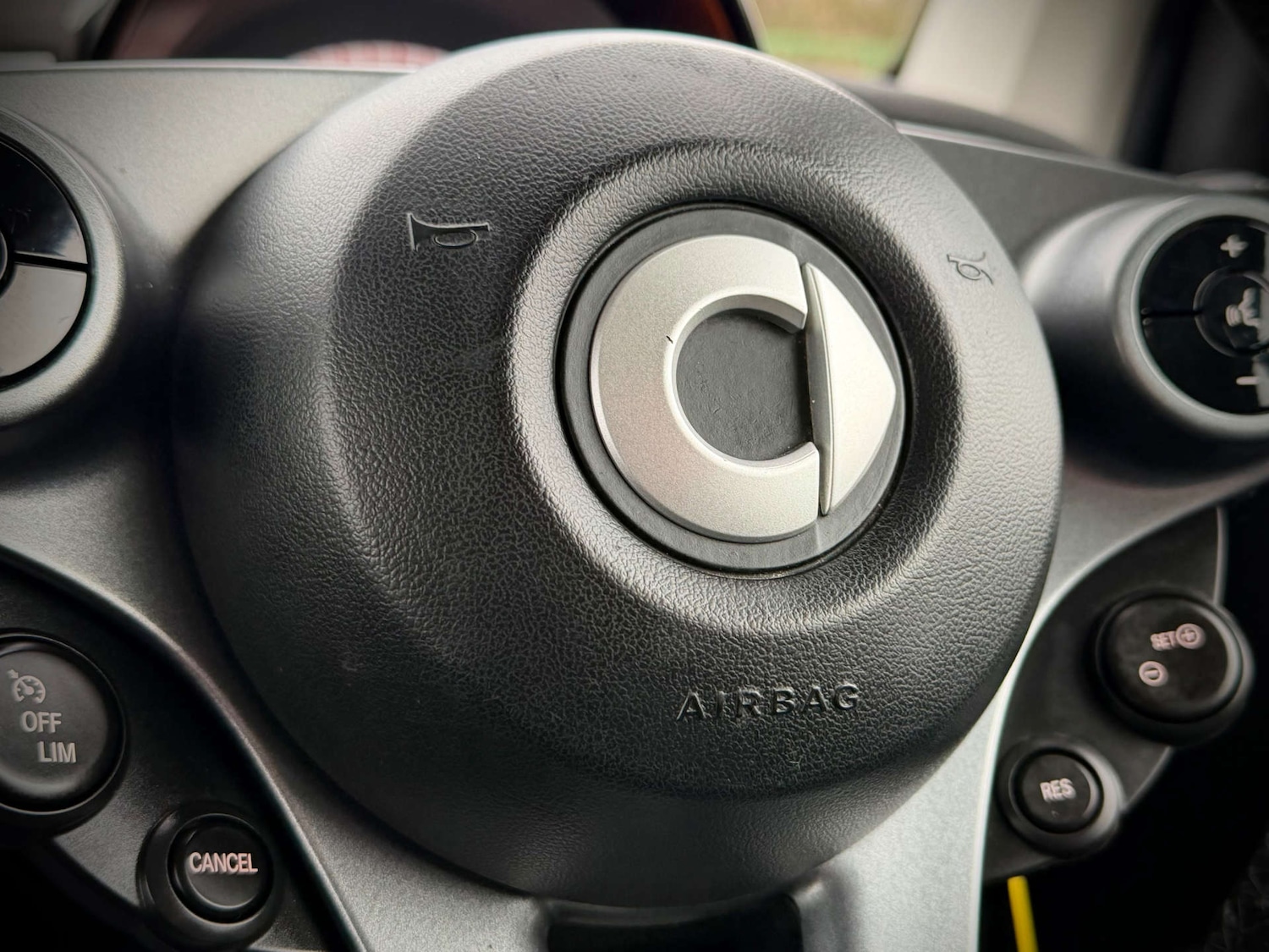 Used smart fortwo 2016 for sale - 77653015: Photo 20