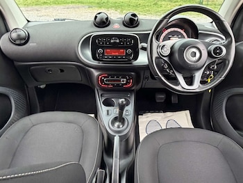 Used smart fortwo 2016 for sale - 77653015: Photo