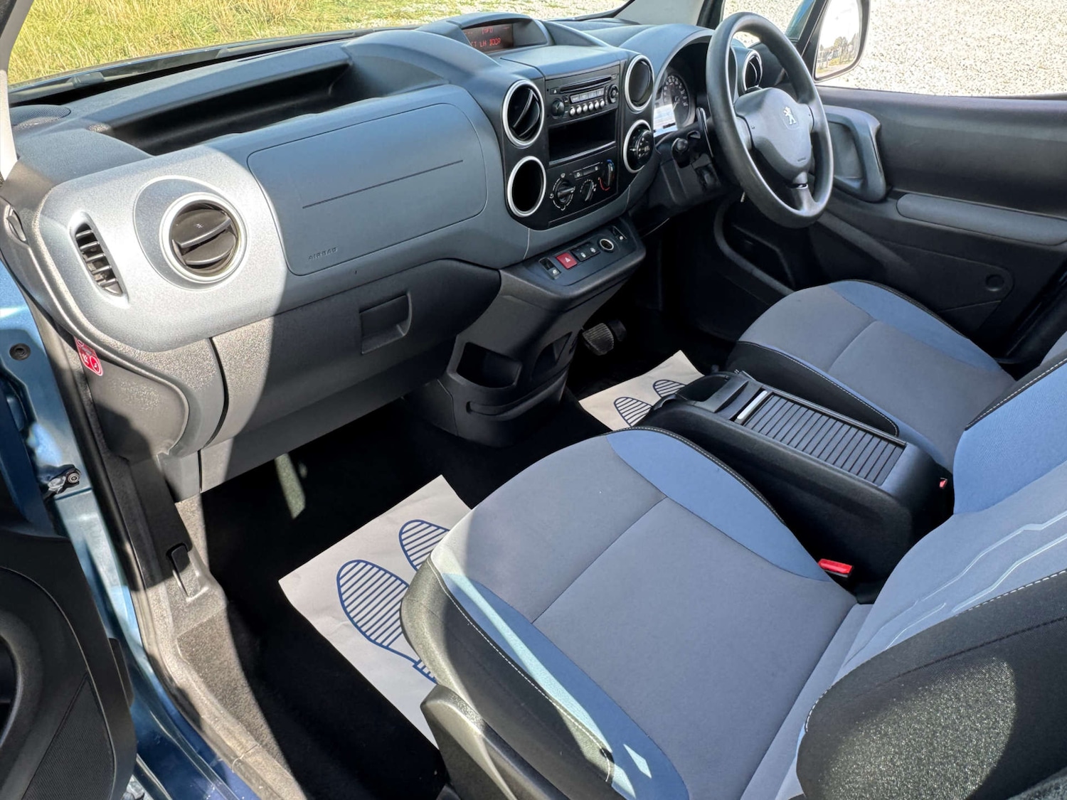 Used Peugeot Partner Tepee 2014 for sale - 76599681: Photo 19