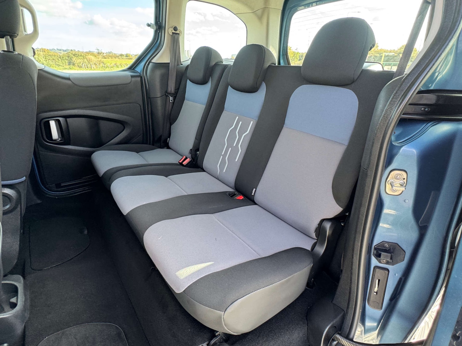 Used Peugeot Partner Tepee 2014 for sale - 76599681: Photo 23