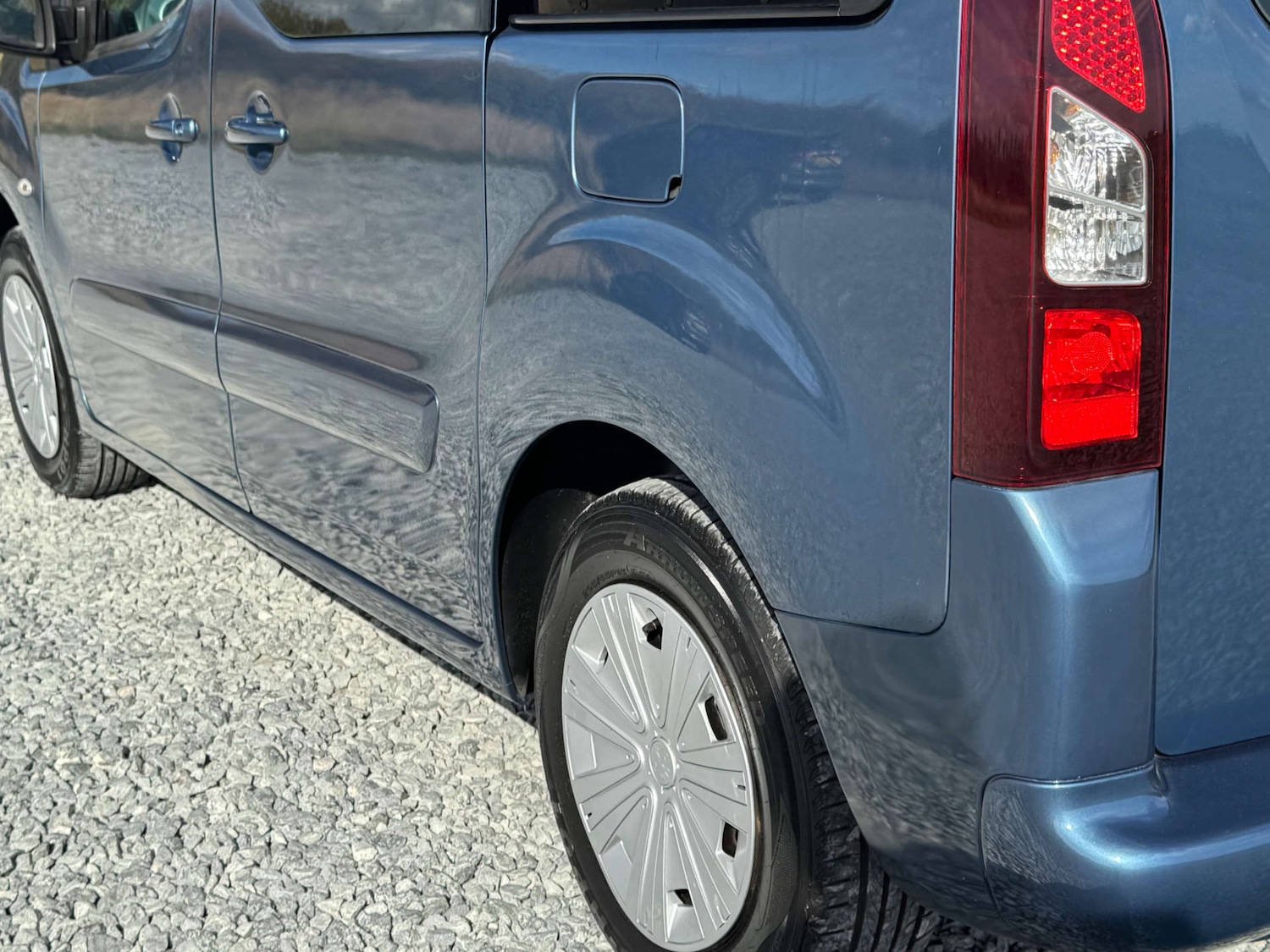 Used Peugeot Partner Tepee 2014 for sale - 76599681: Photo 43