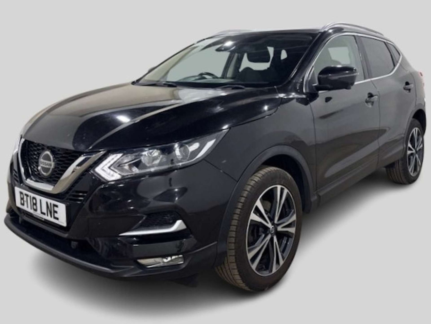 Used Nissan Qashqai 2018 for sale - 76117762: Photo 3