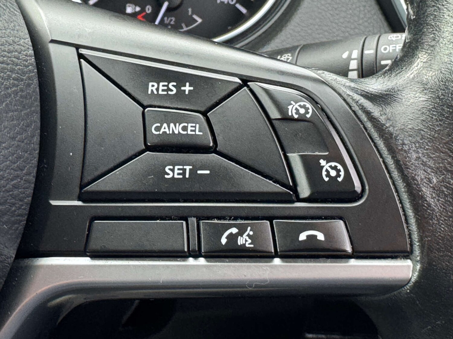 Used Nissan Qashqai 2018 for sale - 76117762: Photo 33