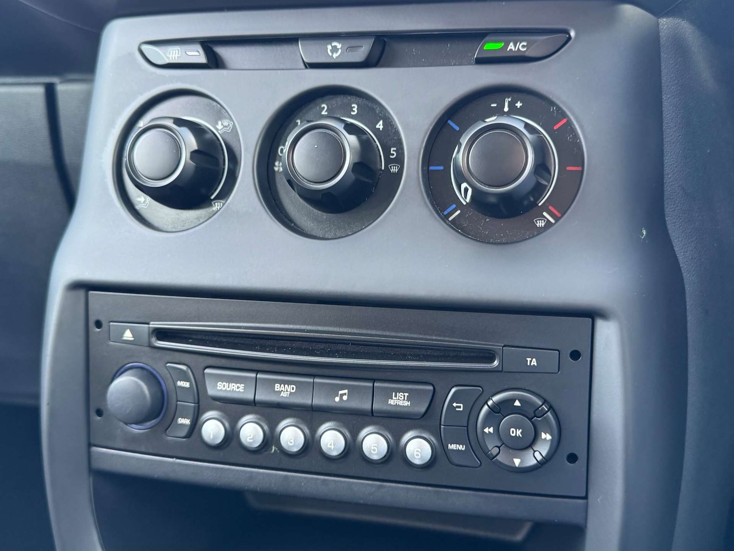 Used Citroen C3 2015 for sale - 76556051: Photo 31