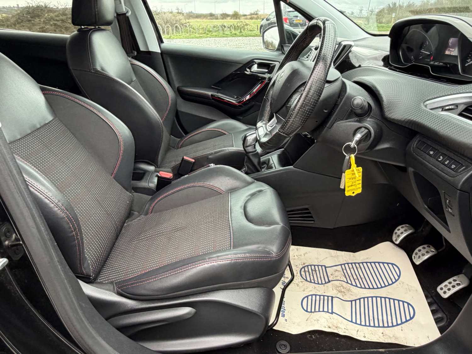 Used Peugeot 208 2016 for sale - 77641725: Photo 14