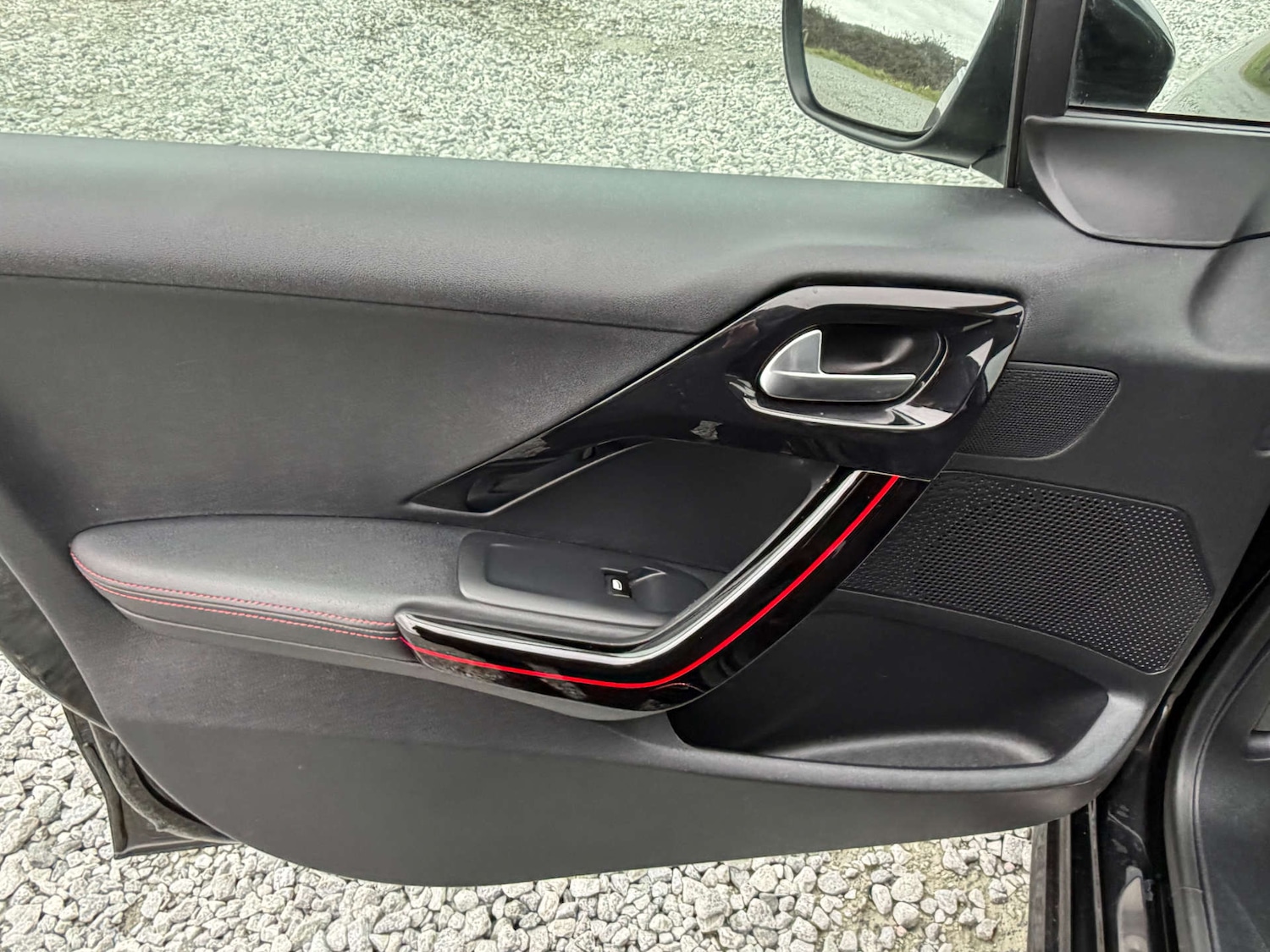 Used Peugeot 208 2016 for sale - 77641725: Photo 33