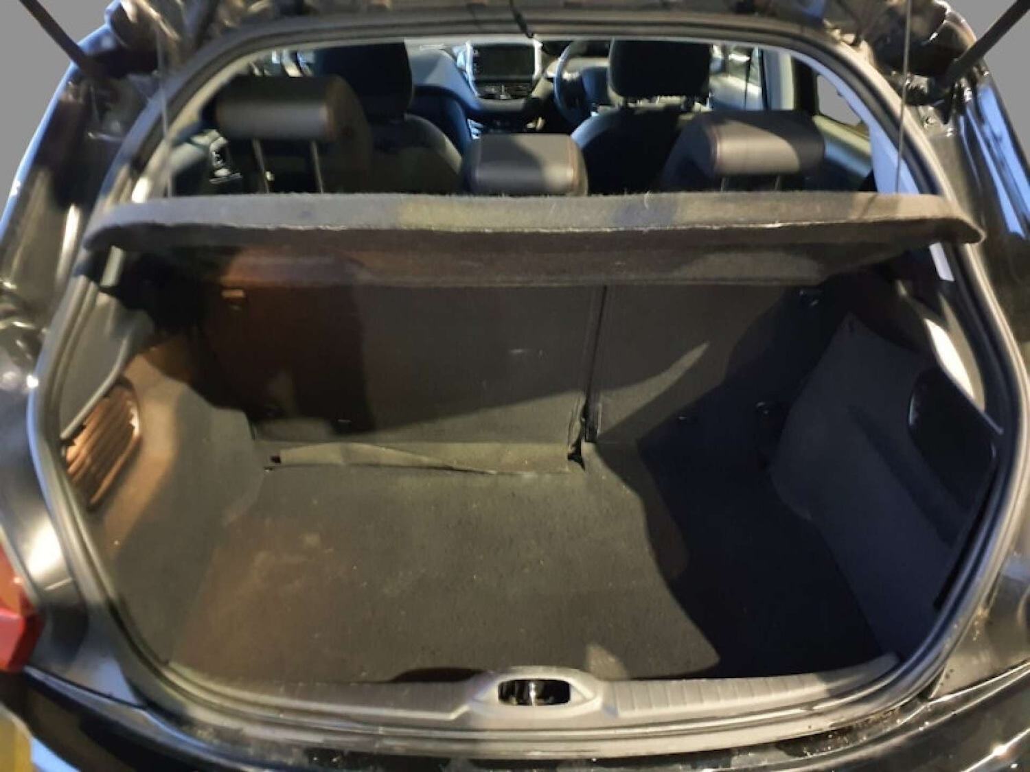 Used Peugeot 208 2016 for sale - 77641725: Photo 8