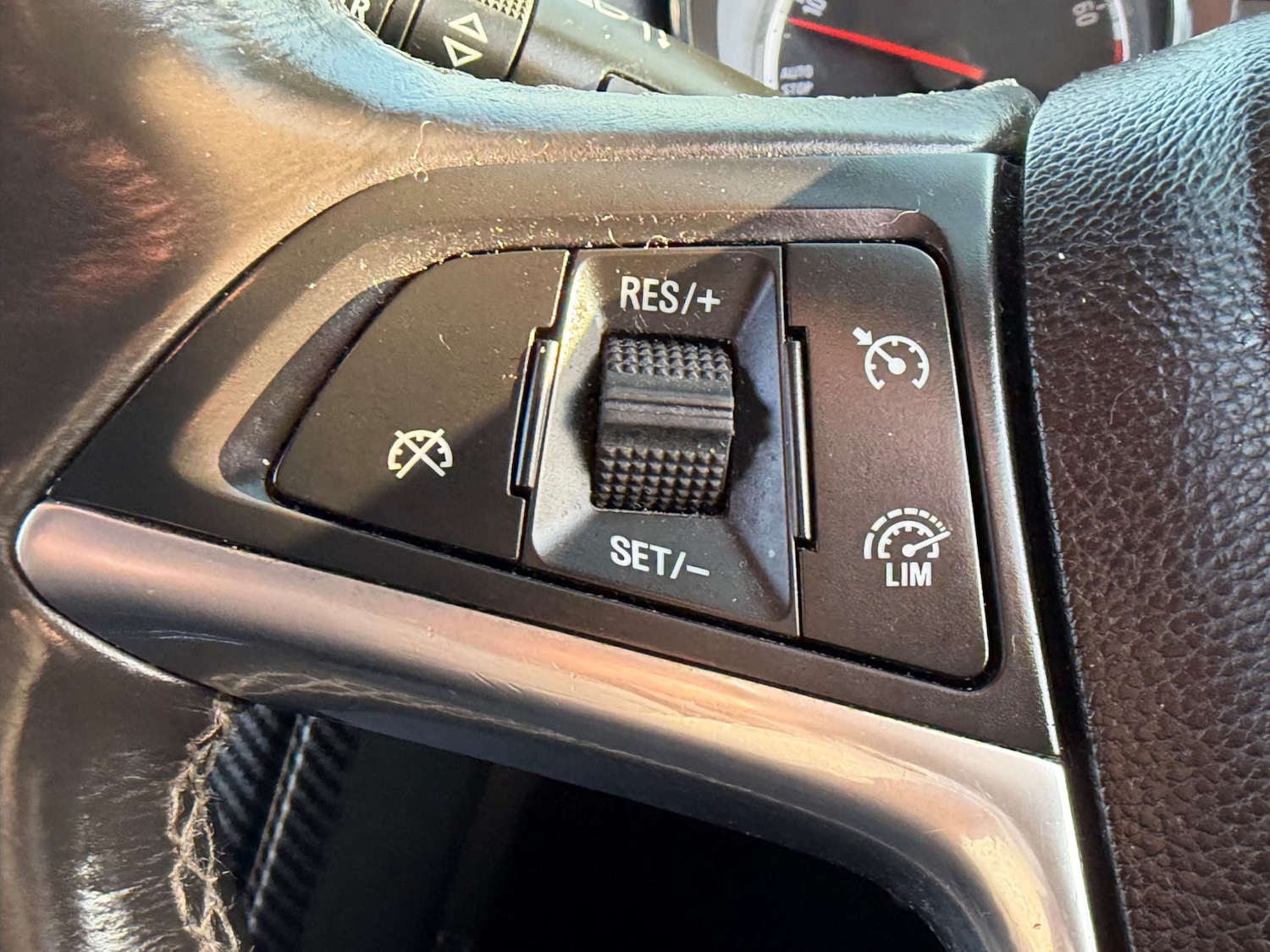 Used Vauxhall Mokka 2015 for sale - 77641683: Photo 41