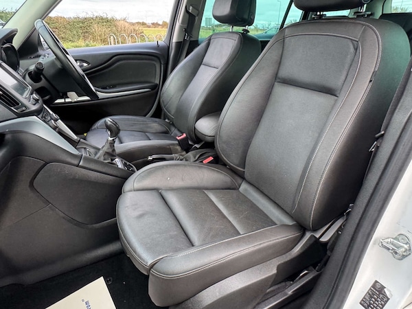 Used Vauxhall Zafira Tourer 2017 for sale - 76117761: Photo 20