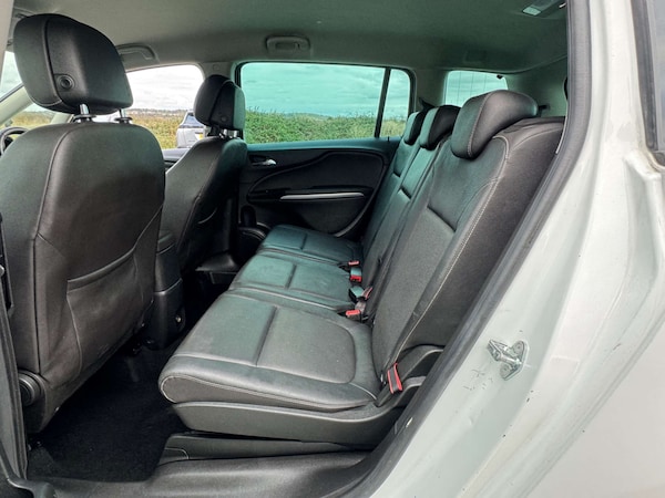 Used Vauxhall Zafira Tourer 2017 for sale - 76117761: Photo 21