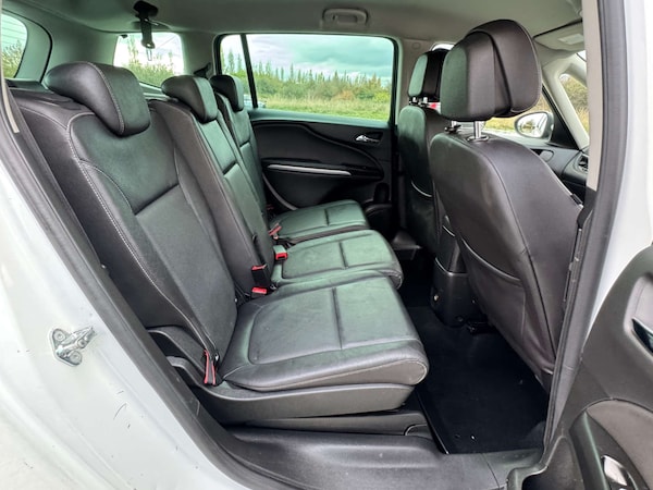 Used Vauxhall Zafira Tourer 2017 for sale - 76117761: Photo 24