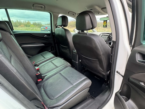 Used Vauxhall Zafira Tourer 2017 for sale - 76117761: Photo 25